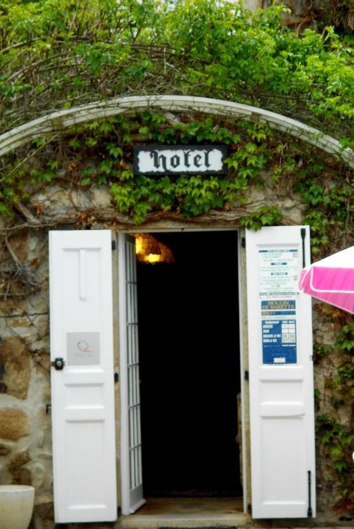 Hotel Restaurant Du Moulin De Barette Blavozy Exterior foto