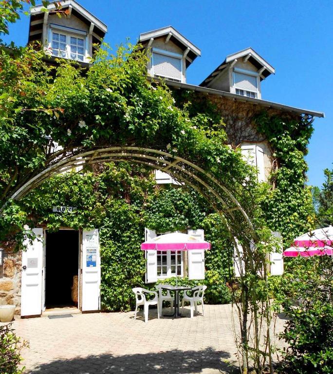 Hotel Restaurant Du Moulin De Barette Blavozy Exterior foto